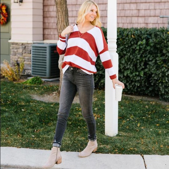 Room With A View Striped V-Neck Sweater in Rust - Picture 2 of 8